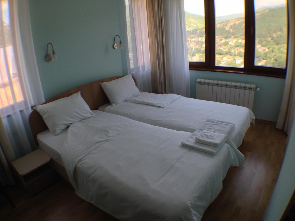 Mala Planina Guest House Iskrets Exterior foto