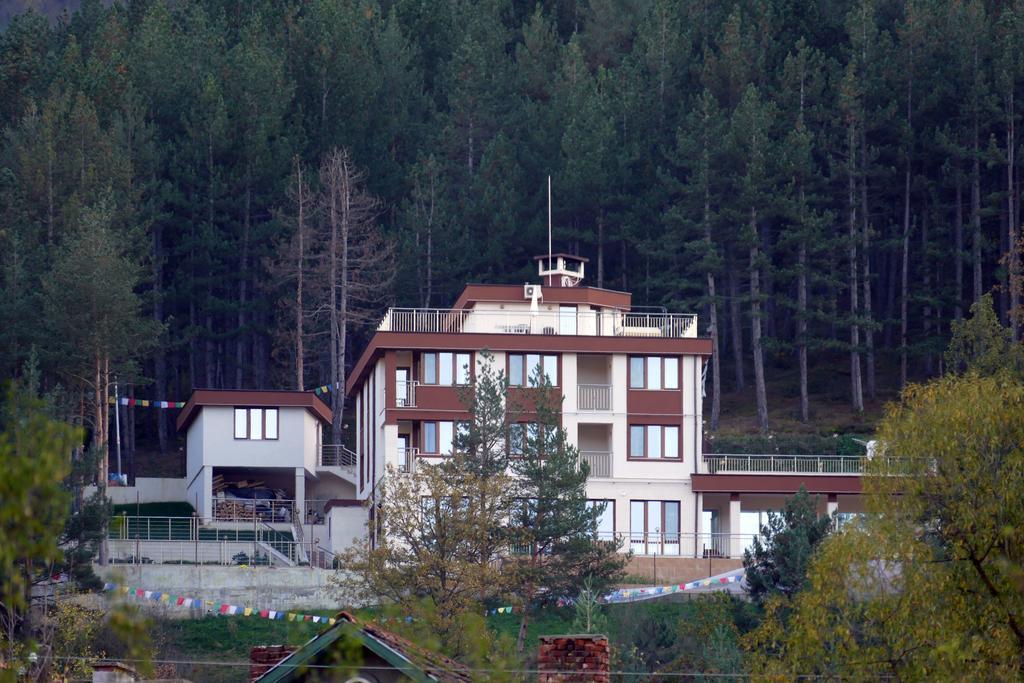 Mala Planina Guest House Iskrets Exterior foto