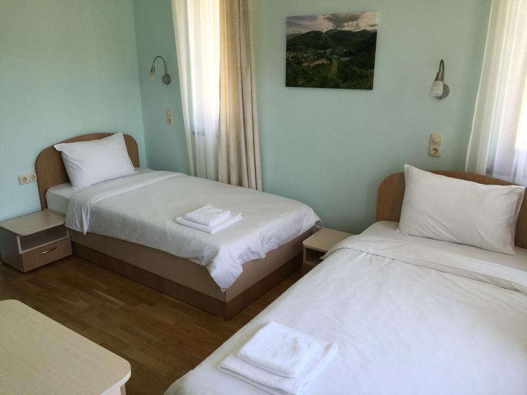 Mala Planina Guest House Iskrets Exterior foto